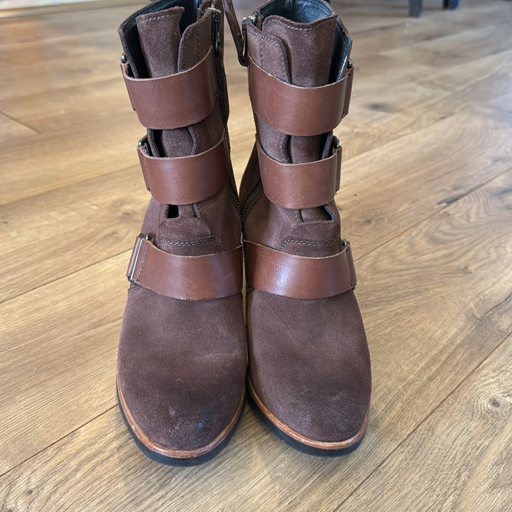 Sorel brown boots - Picture 7 of 9